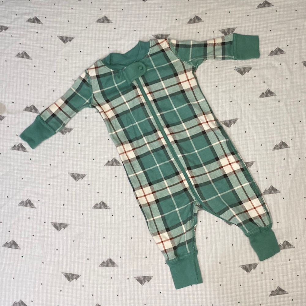 Hanna Andersson baby zip sleeper “family harvest plaid” 0-3M